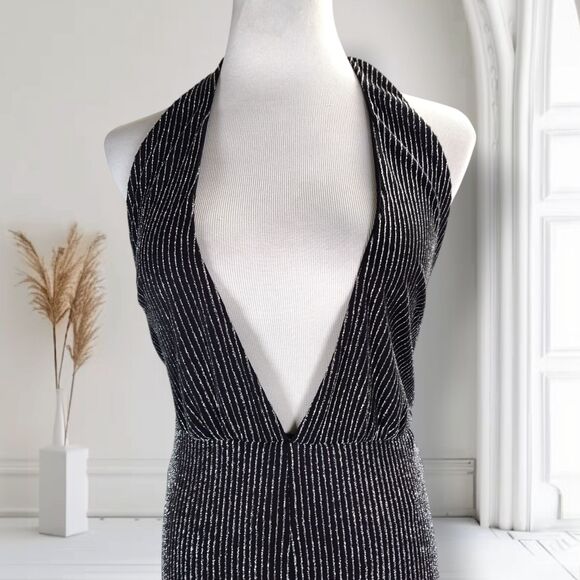 NastyGal Plunge Wide Leg Halter Jumpsuit Size M Stretch Silver Lurex Backless - Picture 2 of 15